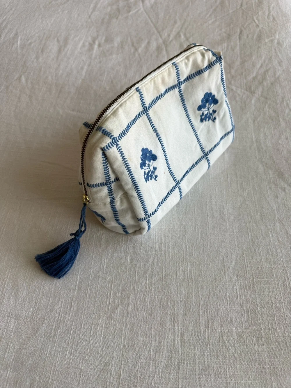 SEZANE Toiletry Bag in Ecru with Blue Embroidered Flowers